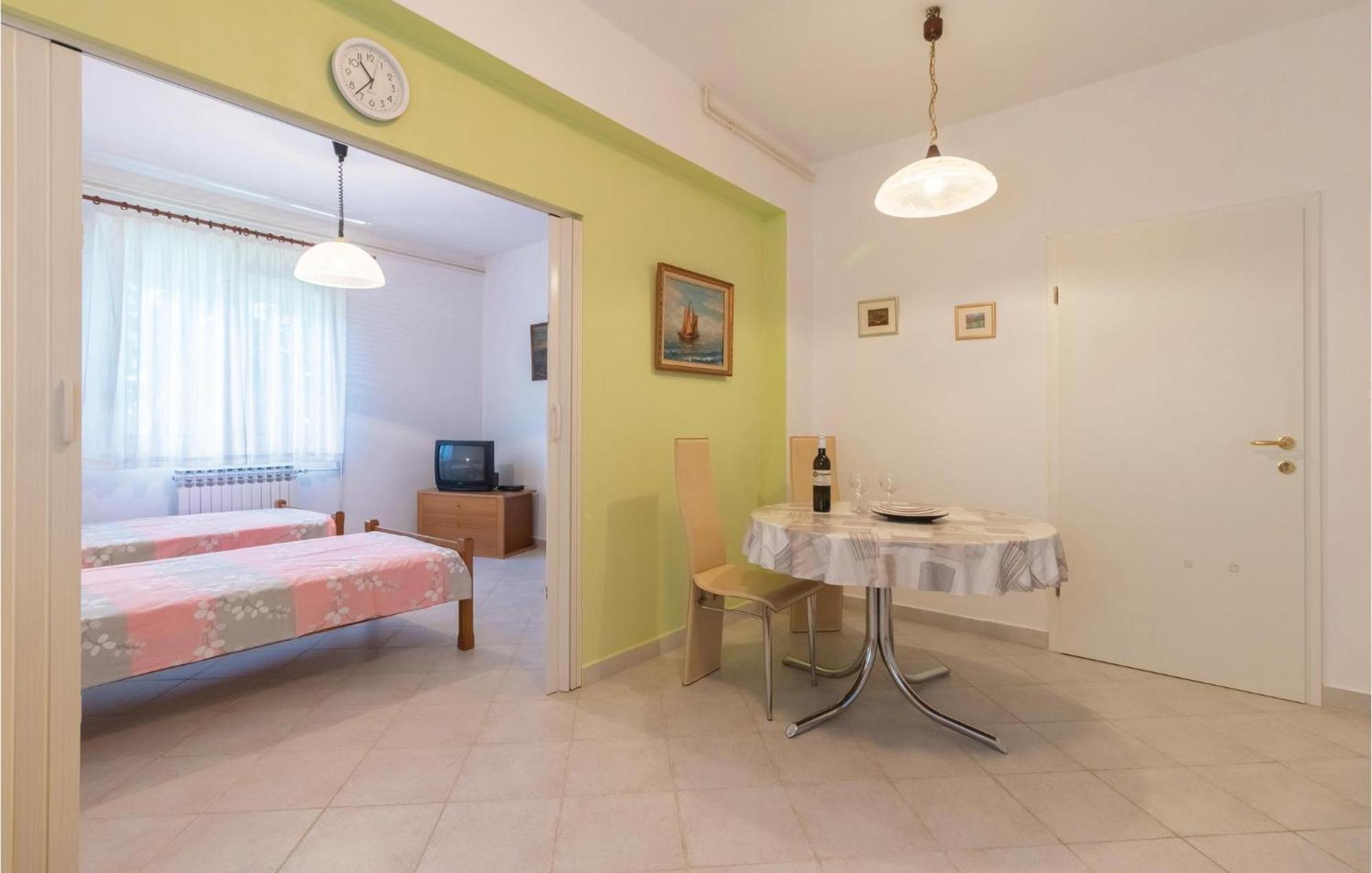Nice Apartment In Zadar With Kitchen Eksteriør billede