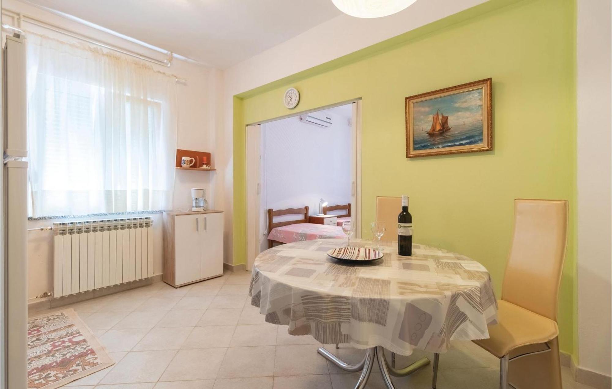 Nice Apartment In Zadar With Kitchen Eksteriør billede