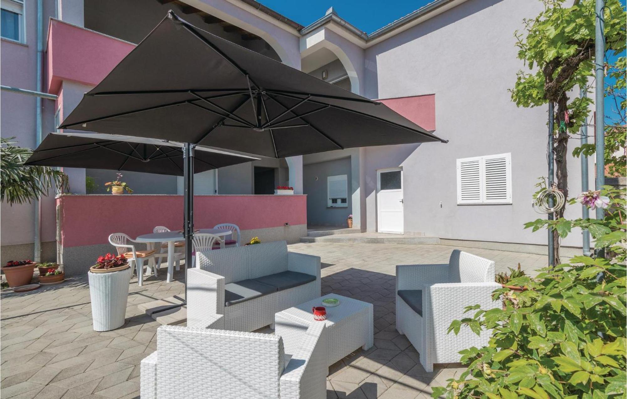 Nice Apartment In Zadar With Kitchen Eksteriør billede