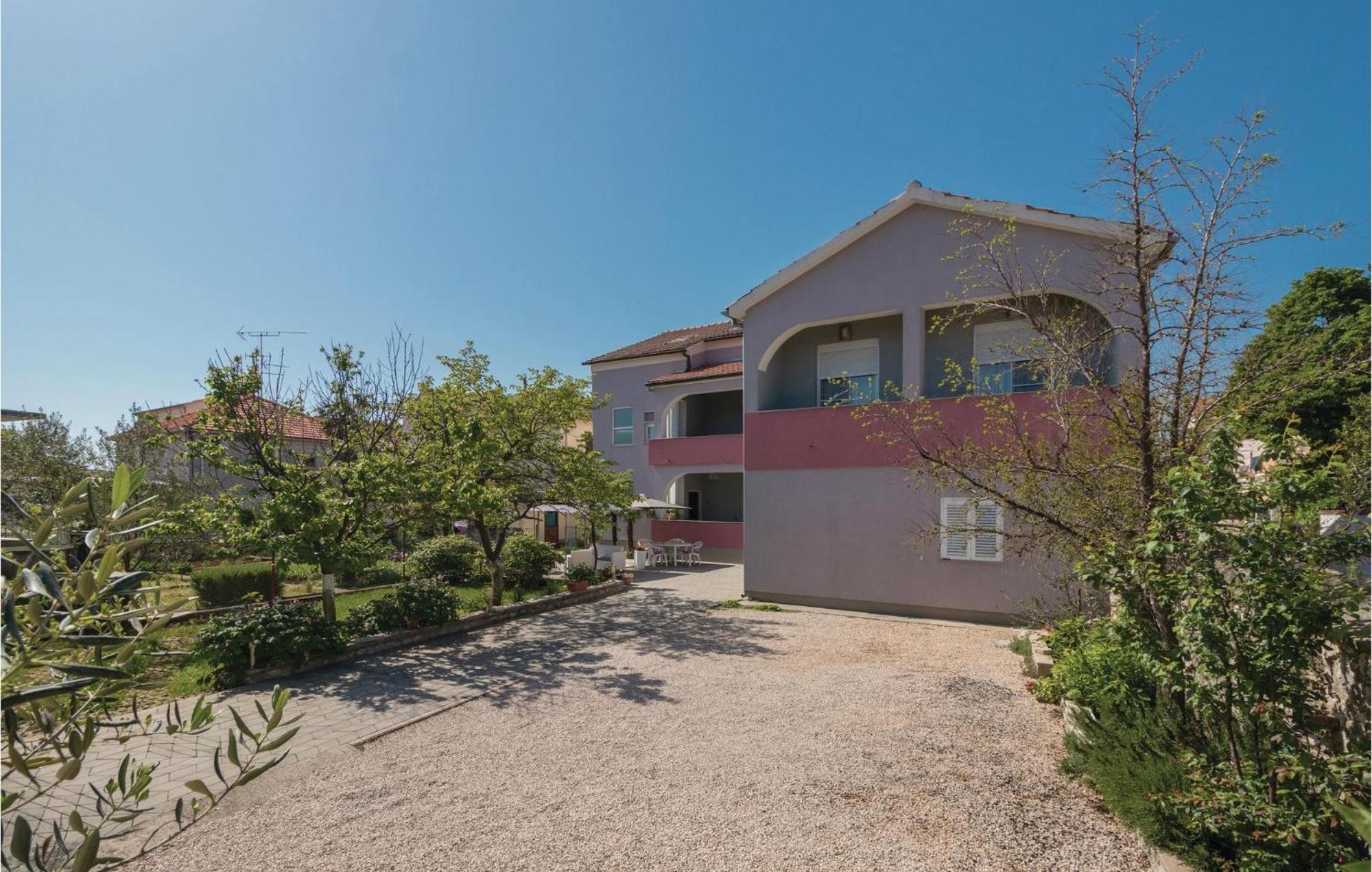 Nice Apartment In Zadar With Kitchen Eksteriør billede